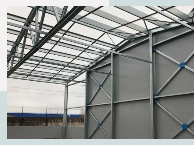 Каркасные ангары от СтальСтрой-Сои по цене от 625 руб.
