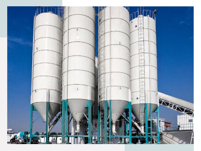 Строительство цементных силосов в Соли-Илецке