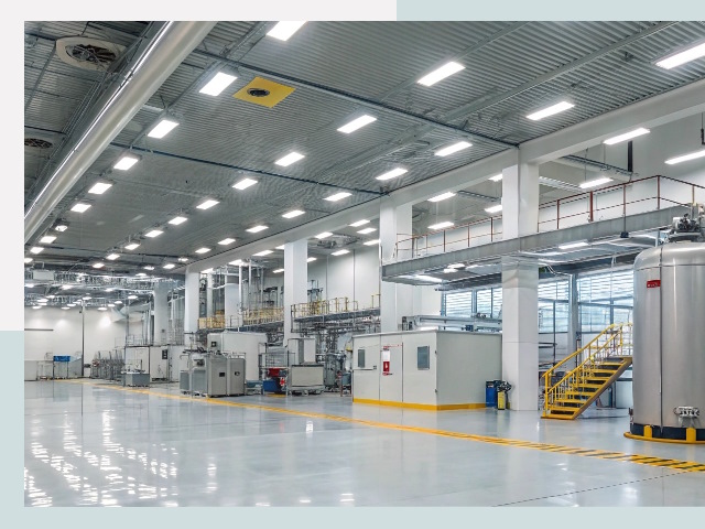 Освещение ангаров в Соли-Илецке от 625 руб. - Эффективные решения